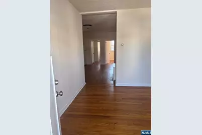 467 Washington Avenue 1 #1, Hackensack, NJ 07601 - Photo 2