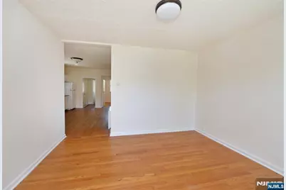 467 Washington Avenue 1 #1, Hackensack, NJ 07601 - Photo 6