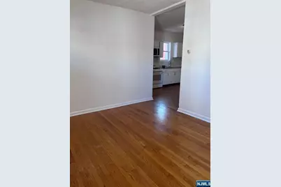 467 Washington Avenue 1 #1, Hackensack, NJ 07601 - Photo 4