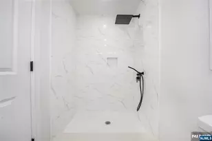 4 Franklin Pl, Hackensack, NJ 07601 - Photo 24