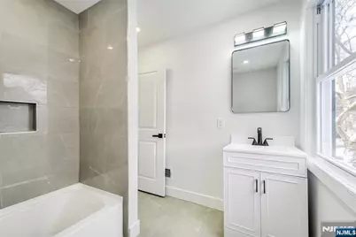 4 Franklin Place, Hackensack, NJ 07601 - Photo 28