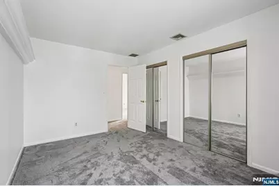 39 Cedarwood, Woodland Park, NJ 07424 - Photo 30