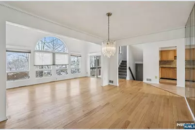 39 Cedarwood, Woodland Park, NJ 07424 - Photo 8