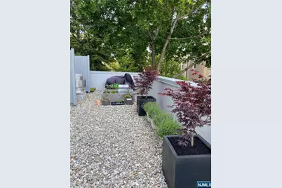 502 Palisade 203 #203, Jersey City, NJ 07307 - Photo 6