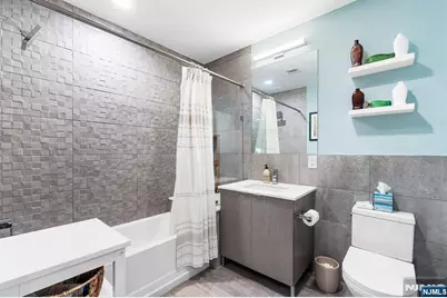 502 Palisade 203 #203, Jersey City, NJ 07307 - Photo 20