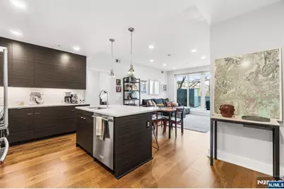 502 Palisade 203 #203, Jersey City, NJ 07307 - Photo 2