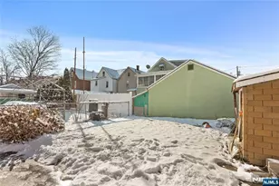 22 Arthur St, Clifton, NJ 07011 - Photo 18