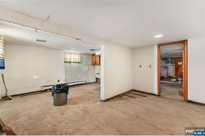 22 Arthur Street, Clifton, NJ 07011 - Photo 16