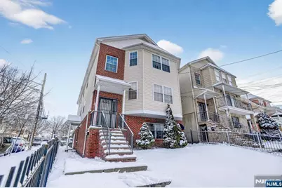 28 Clinton Place, Newark, NJ 07108 - Photo 1