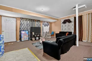 28 Clinton Pl, Newark, NJ 07108 - Photo 8