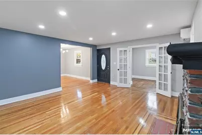 451 Sagamore Avenue, Teaneck Township, NJ 07666 - Photo 8