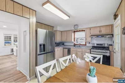 11 Adams Street, Clifton, NJ 07011 - Photo 6