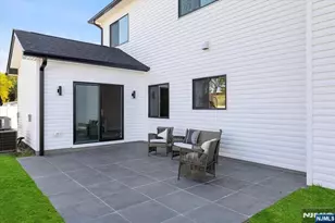 27 Sullivan Dr, Emerson, NJ 07630 - Photo 10