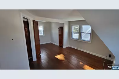 689 Godwin Avenue 2 #2, Midland Park, NJ 07432 - Photo 10