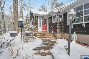 70 Skyline Dr, Oakland, NJ 07436 - Photo 32