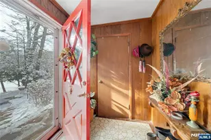 70 Skyline Dr, Oakland, NJ 07436 - Photo 2