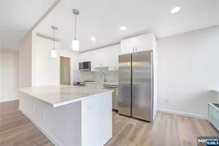 200 Winston 1001, Cliffside Park, NJ 07010 - Photo 1