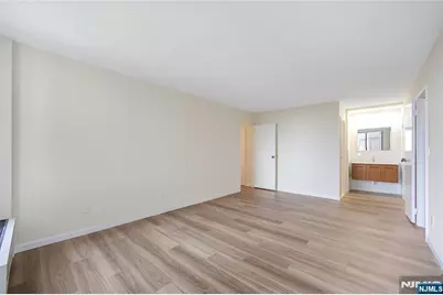 200 Winston 1001 #1001, Cliffside Park, NJ 07010 - Photo 16