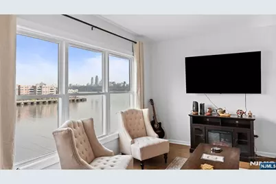 344 The Promenade 344 #344, Edgewater, NJ 07020 - Photo 12