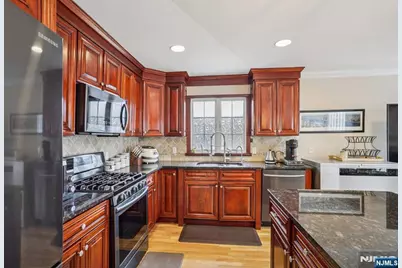 784 Kinderkamack Road 101 #101, River Edge, NJ 07661 - Photo 10