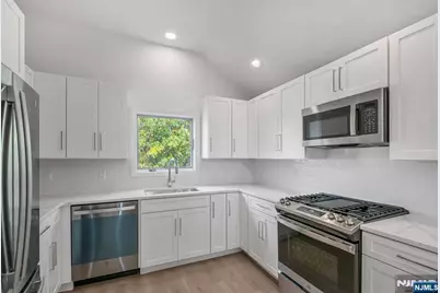71 Irvington Street, Westwood, NJ 07675 - Photo 4