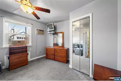 185 Larch Avenue, Teaneck Township, NJ 07666 - Photo 10