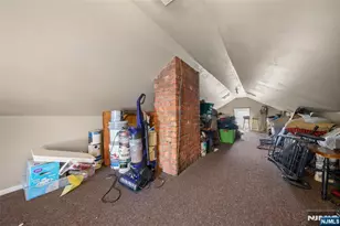 185 Larch Ave, Teaneck Township, NJ 07666 - Photo 22