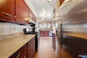 185 Larch Ave, Teaneck Township, NJ 07666 - Photo 4