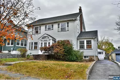 417 Franklin Avenue, Hasbrouck Heights, NJ 07604 - Photo 4