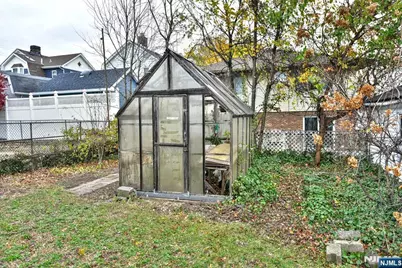 417 Franklin Avenue, Hasbrouck Heights, NJ 07604 - Photo 30