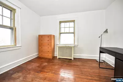 417 Franklin Avenue, Hasbrouck Heights, NJ 07604 - Photo 24