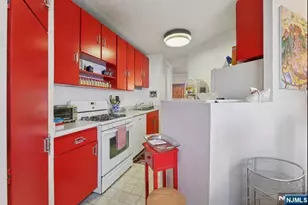 7002 Jfk Blvd E 6D, Guttenberg, NJ 07093 - Photo 8