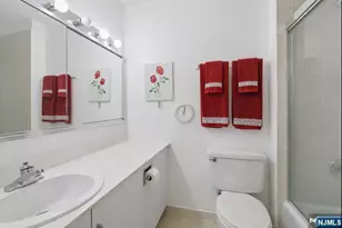 7002 Jfk Blvd E 6D, Guttenberg, NJ 07093 - Photo 20