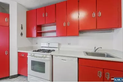 7002 Jfk Blvd E 6D #6D, Guttenberg, NJ 07093 - Photo 10