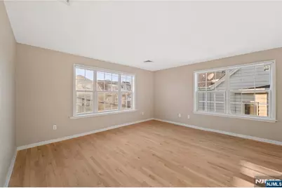 110 Redwood Avenue, Paterson, NJ 07522 - Photo 18