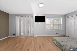 110 Redwood Ave, Paterson, NJ 07522 - Photo 14