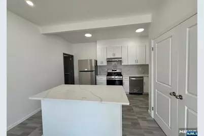 17 Kearny Avenue Apt2 #APT2, Kearny, NJ 07032 - Photo 4