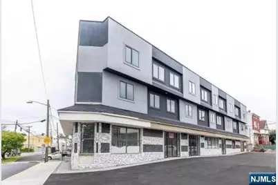44 Bergen Boulevard 9 #9, Fairview, NJ 07022 - Photo 1