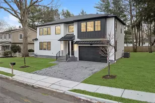 42 Harvey St, Closter, NJ 07624 - Photo 4