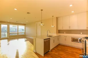 15 Somerset Ln B309, Edgewater, NJ 07020 - Photo 12