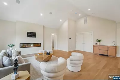 50 Roberts Road, Englewood Cliffs, NJ 07632 - Photo 24