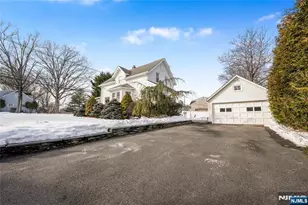 40 Orangeburgh Rd, Old Tappan, NJ 07675 - Photo 2