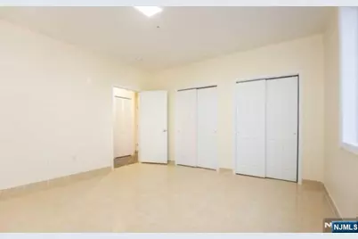 44 Bergen Boulevard 4 #4, Fairview, NJ 07022 - Photo 10