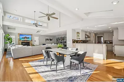 47 Chicopee Drive, Wayne, NJ 07470 - Photo 2