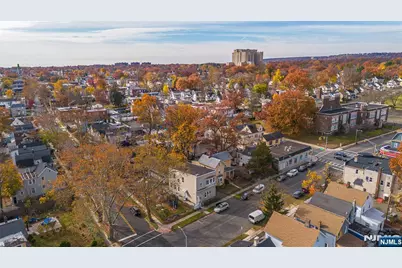311 Elmwood Avenue, East Orange, NJ 07018 - Photo 30
