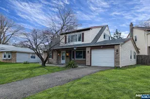 78 Gainscott Ln, Willingboro, NJ 08046 - Photo 2