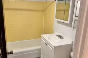 240 Anderson Street 5H, Hackensack, NJ 07601 - Photo 4
