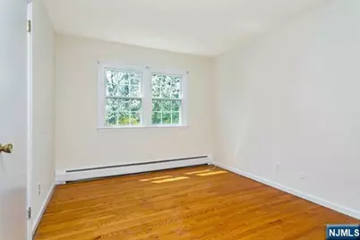 156 Bank Street, Midland Park, NJ 07432 - Photo 8