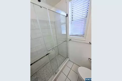 975-995 Teaneck, Teaneck Township, NJ 07666 - Photo 10