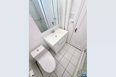 975-995 Teaneck, Teaneck Township, NJ 07666 - Photo 8